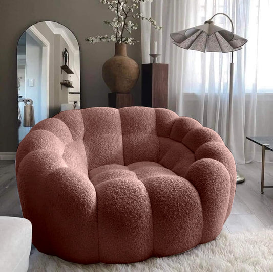 Luxury Jumbo Sofa Seat With Lush Fabric